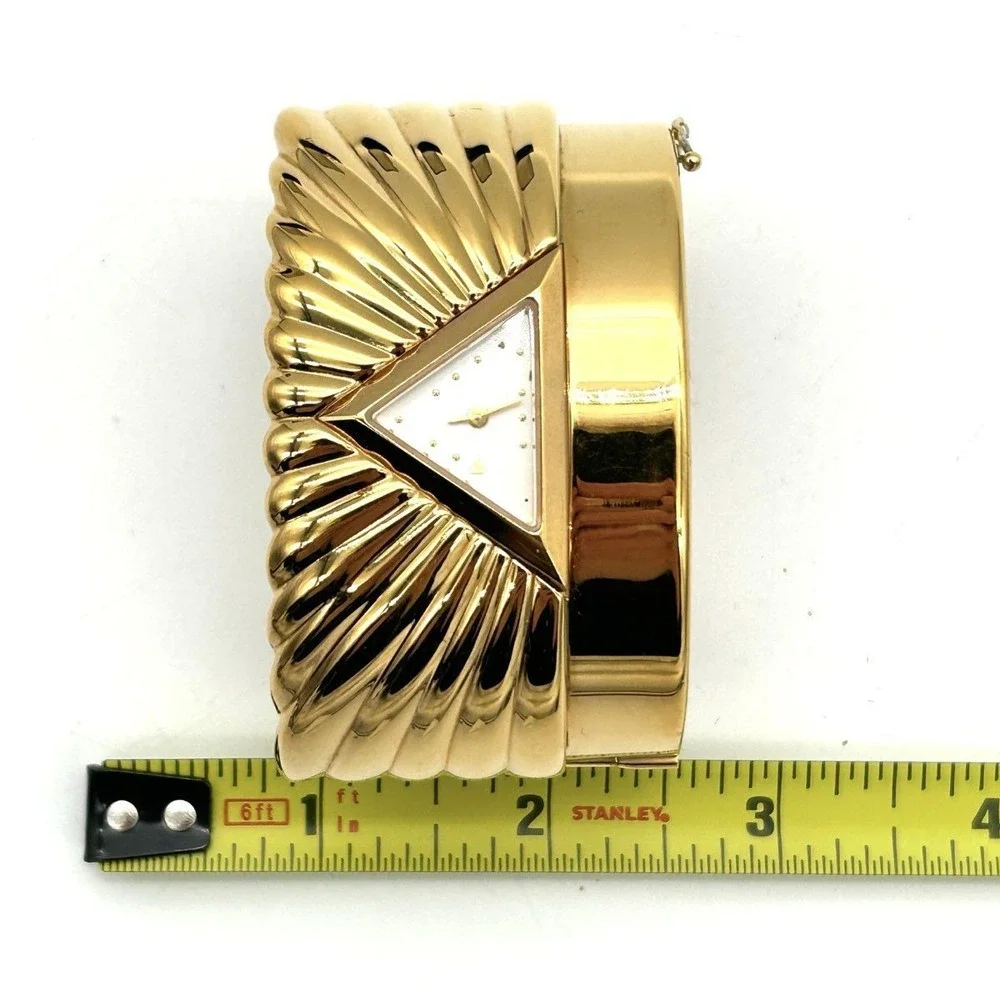 Vintage 80s The Franklin Mint Women's Gold Tone Ribbed Cuff Bracelet Watch 1988
